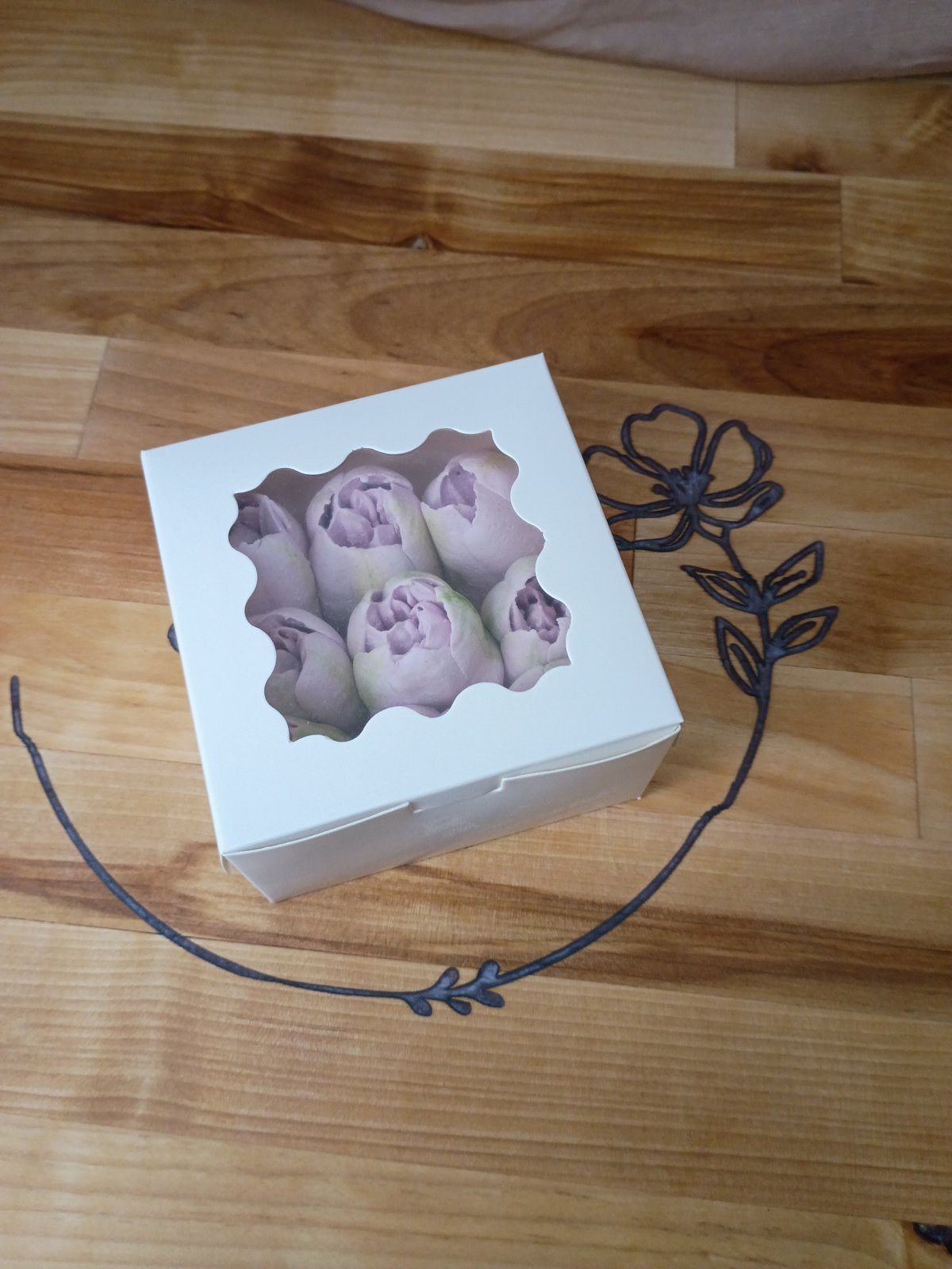 Small Edible Flower Box