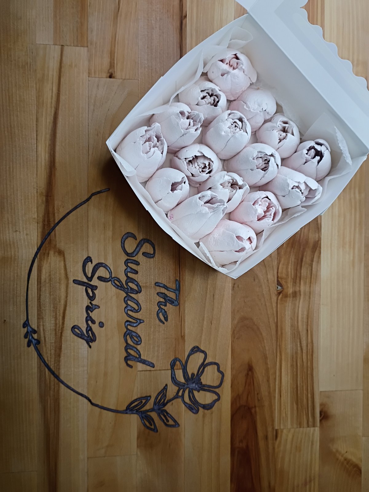 Medium Edible Flower Box